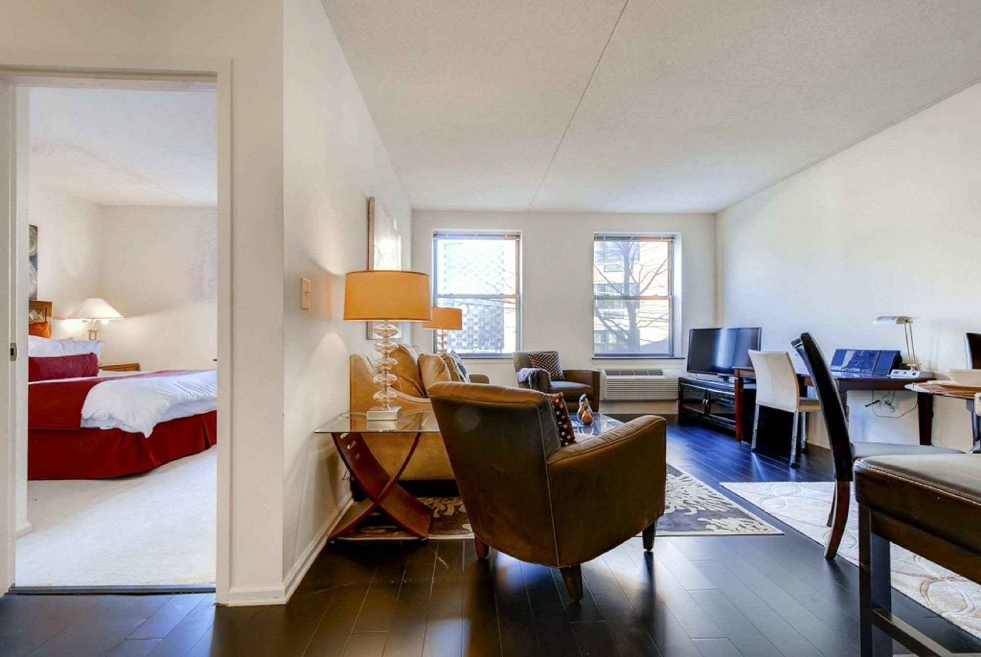 Global Luxury At Tiverton Ave Apartment Los Angeles